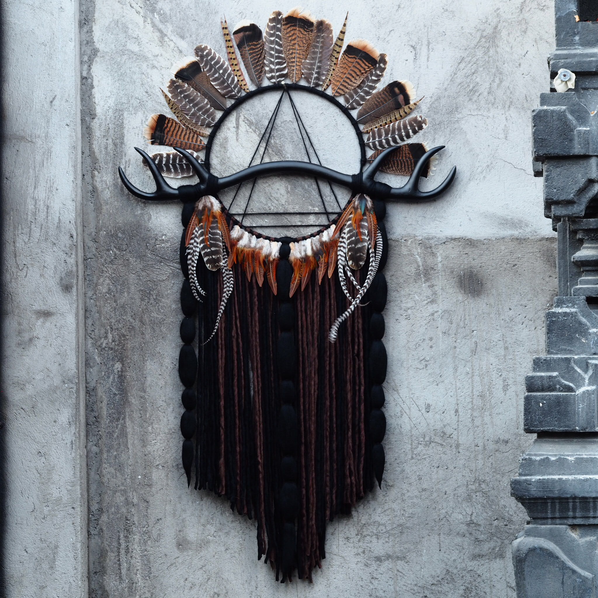 Jannah ROY Handmade Dream Totems Portrait 3 NATURAL HANDMADE DREAM CATCHERS JEWELLEREY DREAM TOTEMS SUSTAINABLE LIFESTYLE