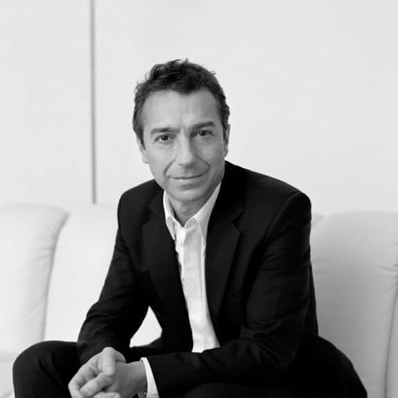 riccardo bellini PDG de chloé et jury certificat développement durable, chaire sustainability Institut français de la mode Kering